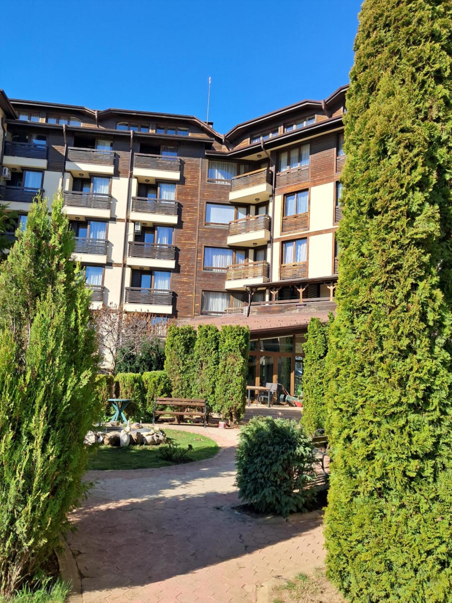 Alpine Lodge Bansko Apartments Esterno foto