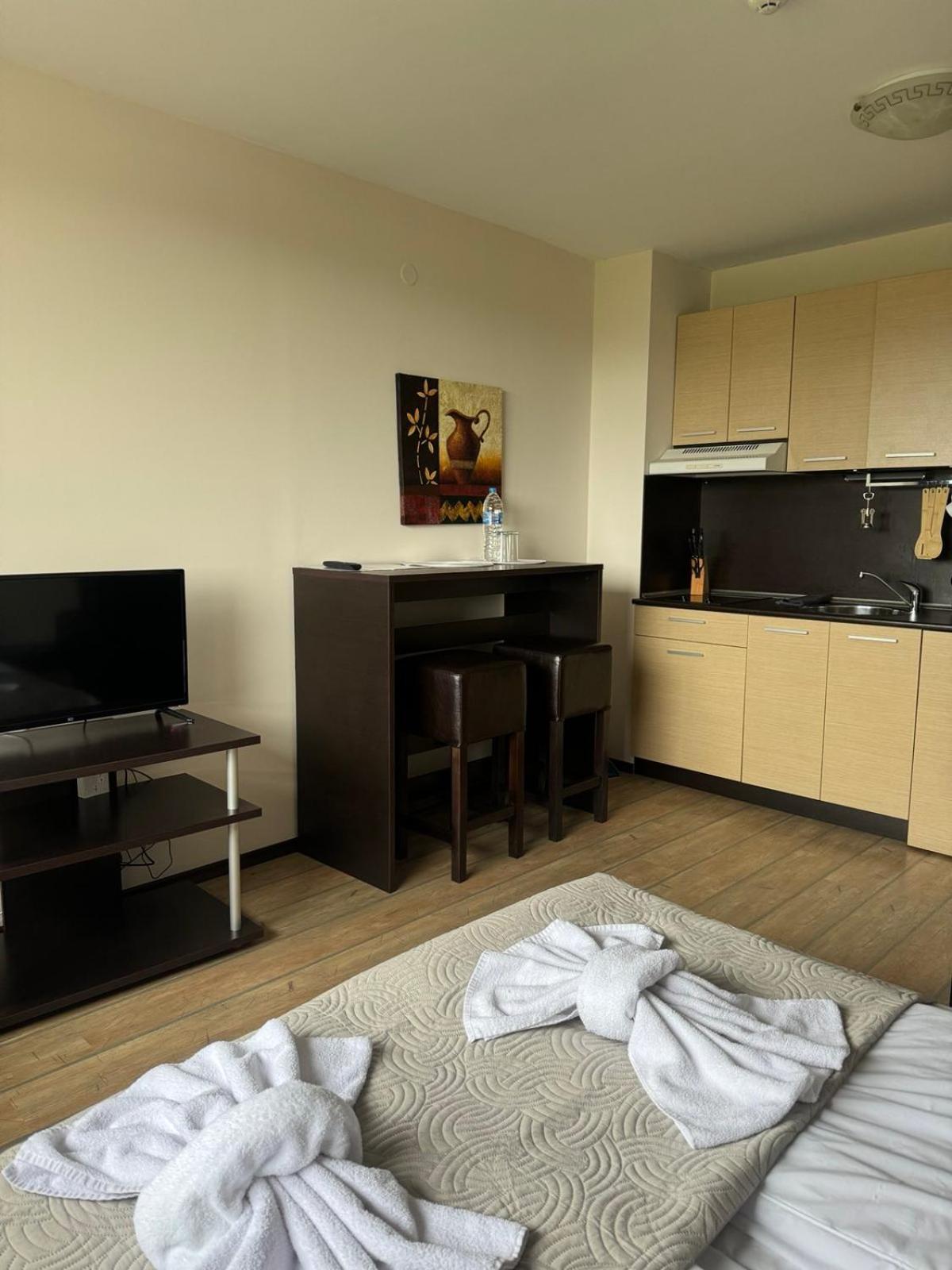 Alpine Lodge Bansko Apartments Esterno foto