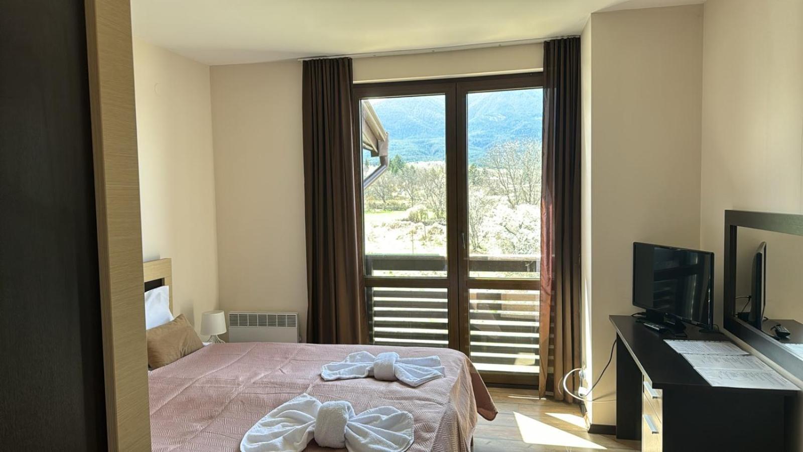 Alpine Lodge Bansko Apartments Esterno foto