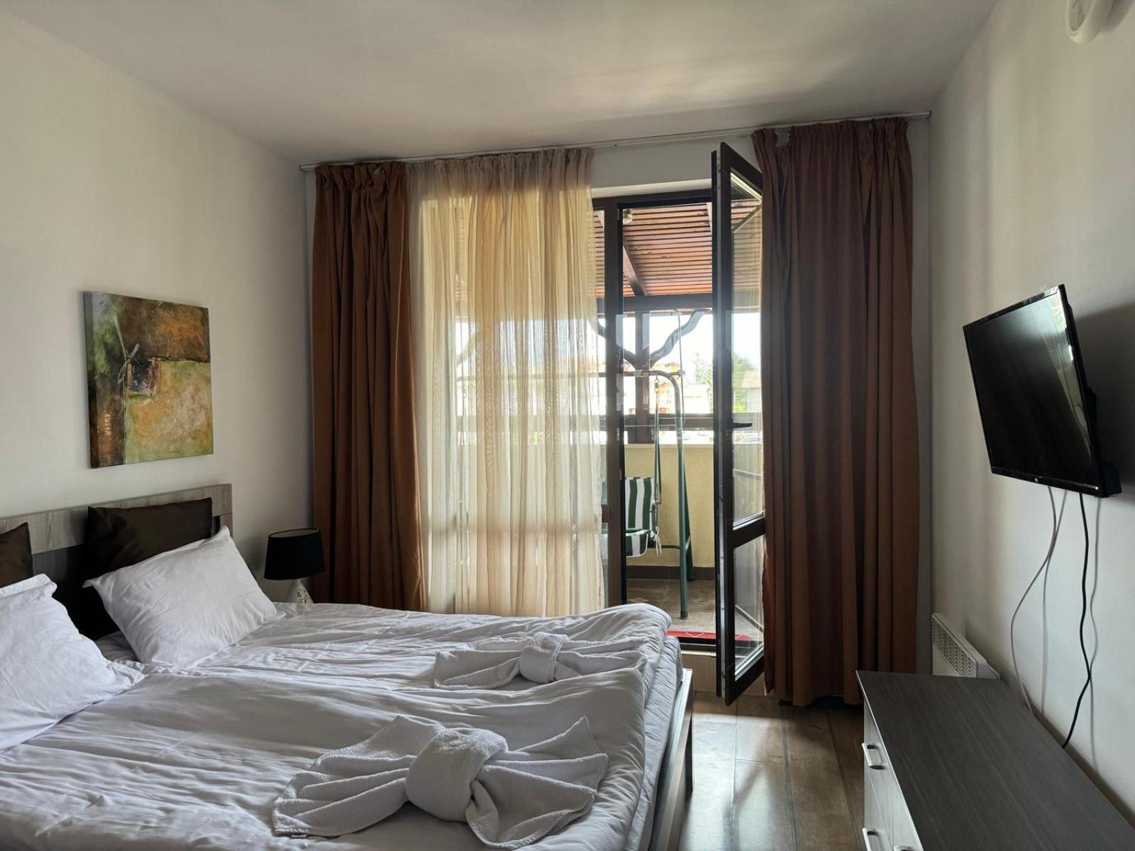 Alpine Lodge Bansko Apartments Esterno foto
