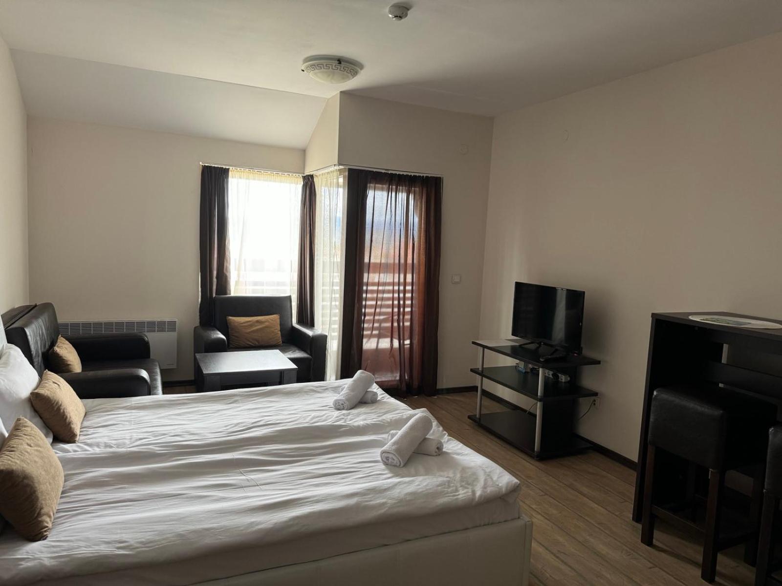 Alpine Lodge Bansko Apartments Esterno foto
